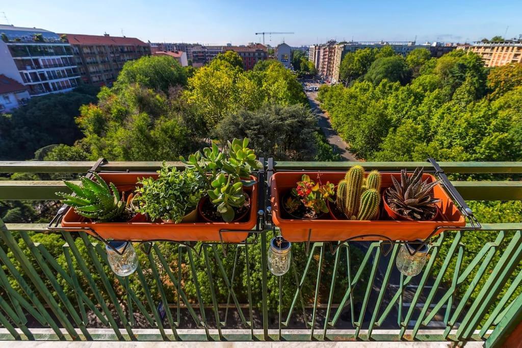 Sunny & Updated Flat With Panoramic City View 50M From M4 Stop Milán Exterior foto