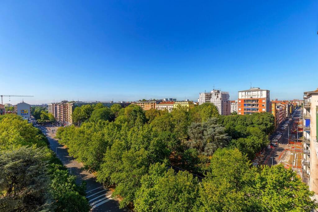 Sunny & Updated Flat With Panoramic City View 50M From M4 Stop Milán Exterior foto