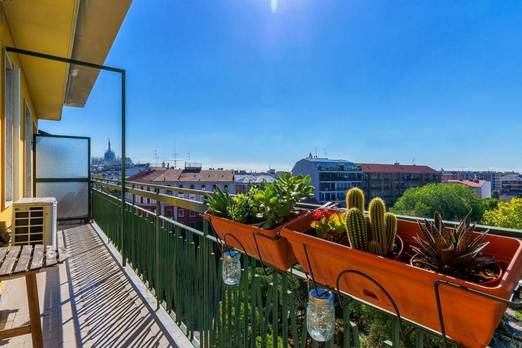 Sunny & Updated Flat With Panoramic City View 50M From M4 Stop Milán Exterior foto